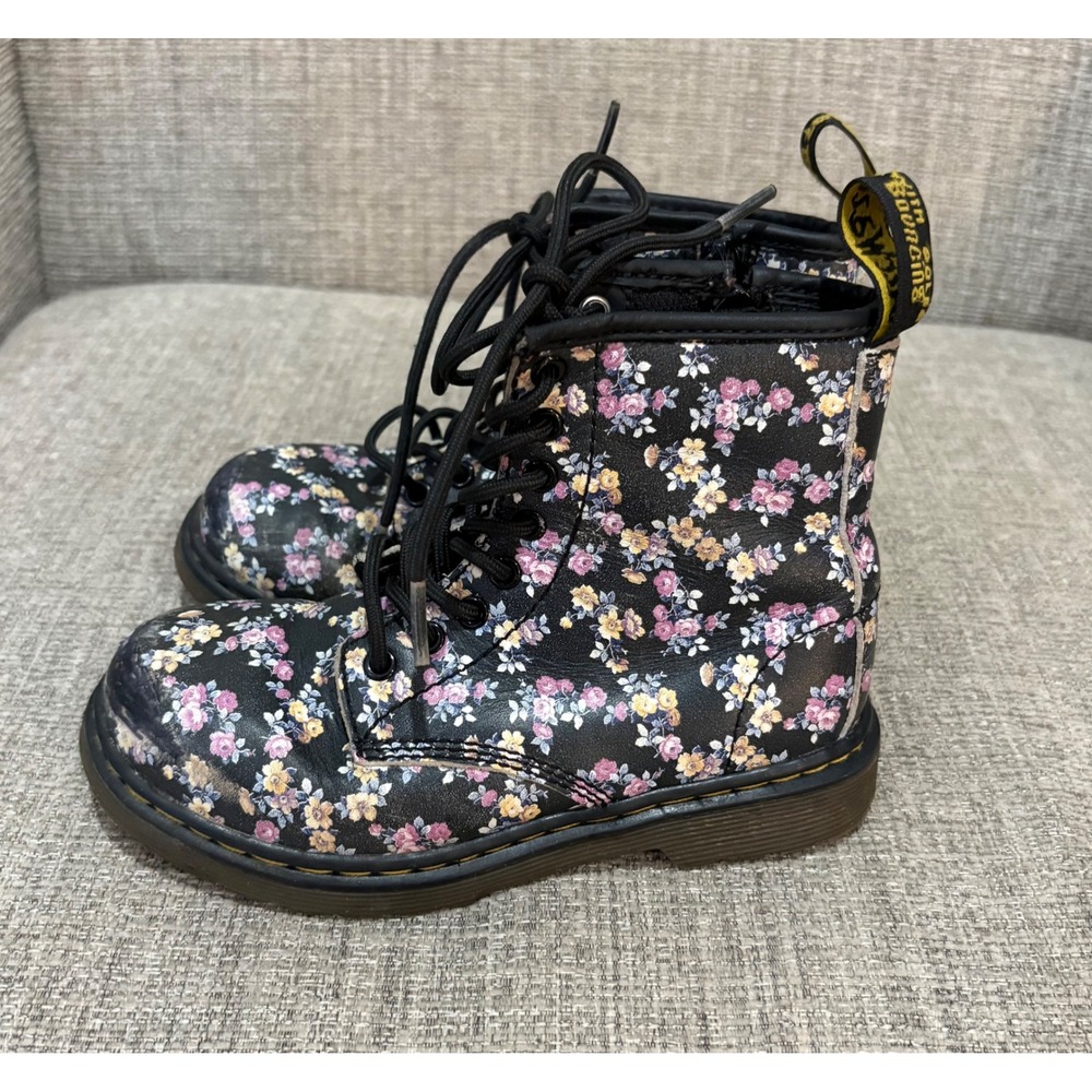 Dr. Martens Delaney Kids Floral Lace Up Boots Black Pink Flowers Size 11 Kids